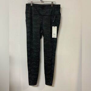 Mondetta black and gray camo leggings